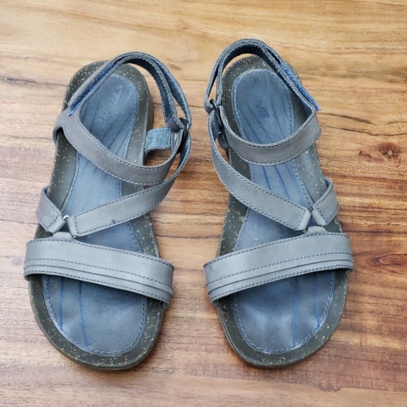 ☆3/25 Teva Women's Cabrillo Crossover Sandals 7 - Picture 3 of 7